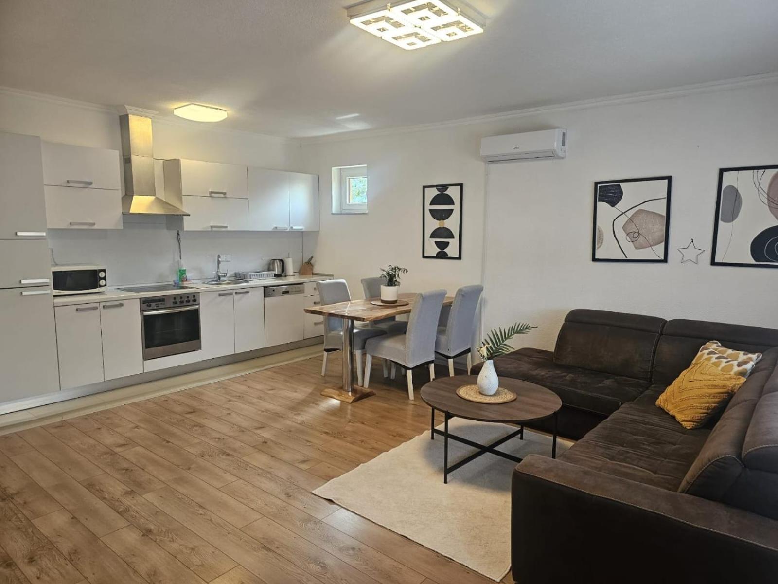 Elite Apartment Jasmina Bihać Esterno foto